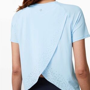 Lululemon quick pace short sleeve breezy blue NWOT
